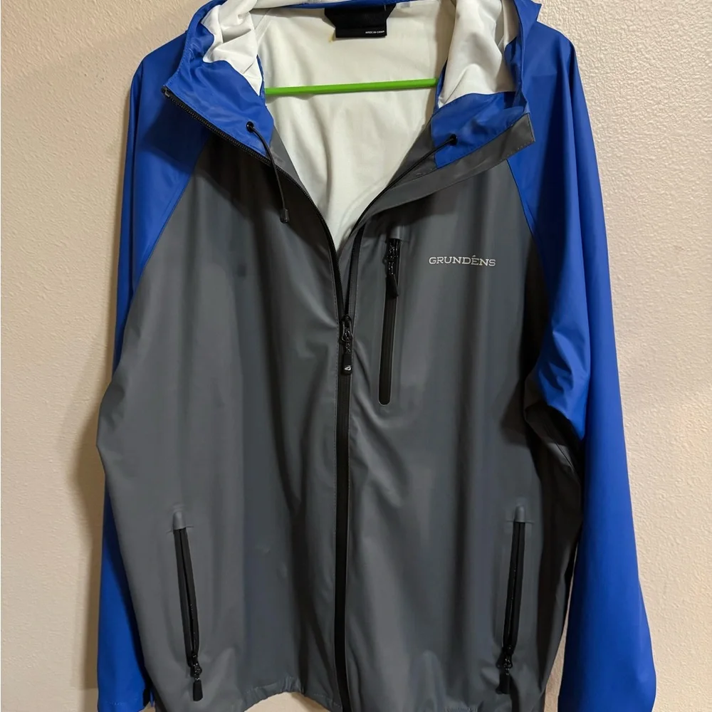 Grundéns Men's Blue and Gray Waterproof Raincoat - Picture 1 of 7